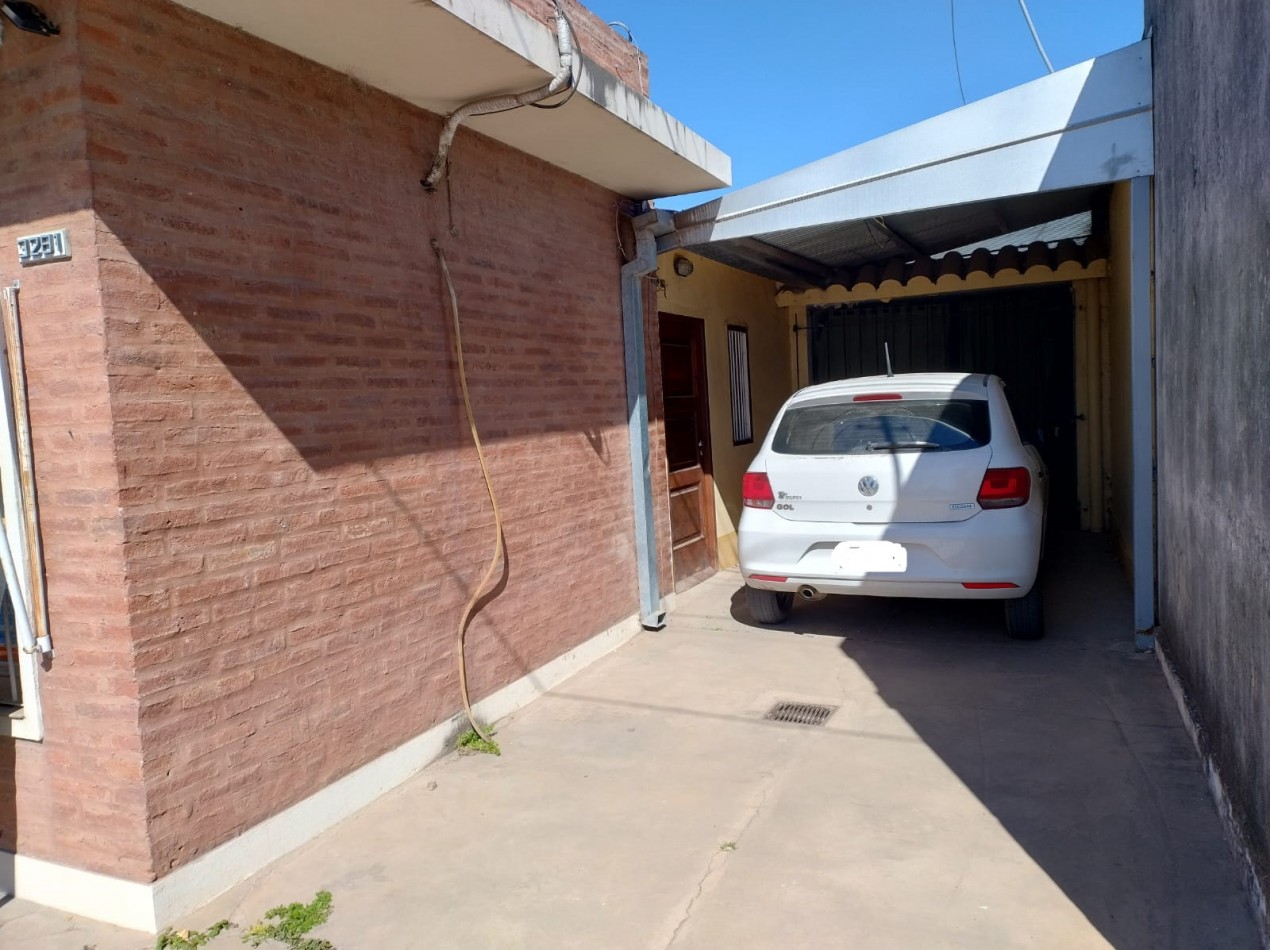 Casa en venta en San justo, Santa Fe  con local comercial 