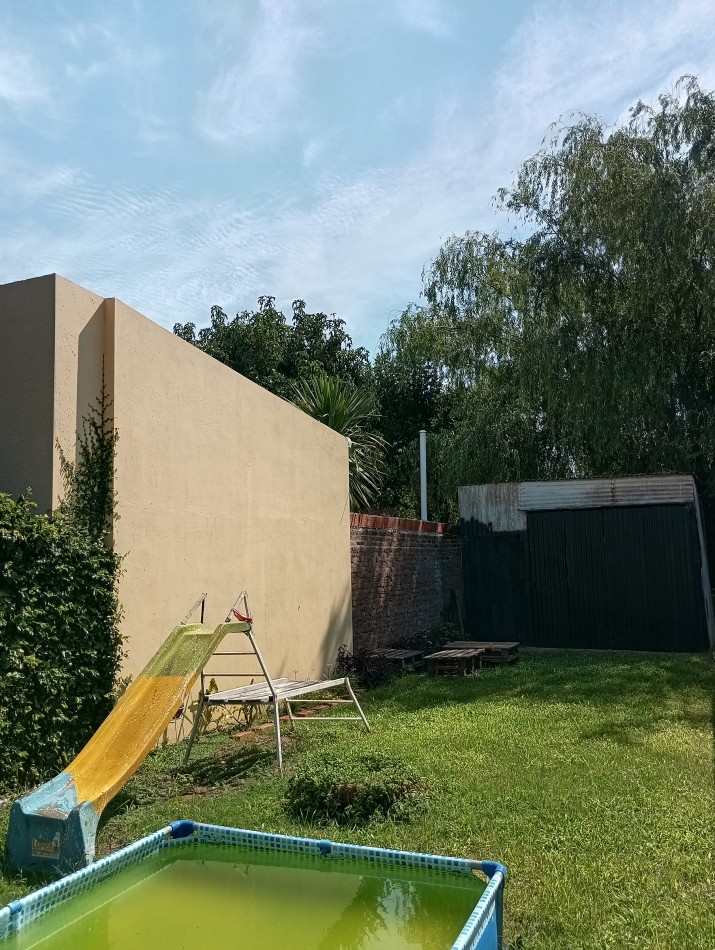 Casa con gran terreno a la venta en San Carlos Sud 