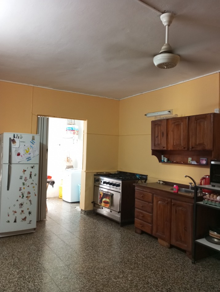 Casa con gran terreno a la venta en San Carlos Sud 