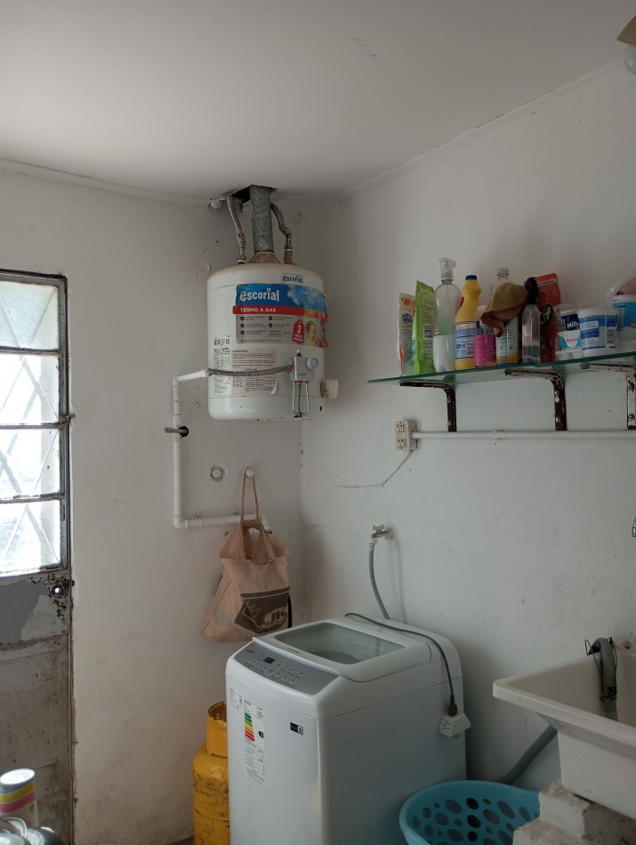 Casa con gran terreno a la venta en San Carlos Sud 
