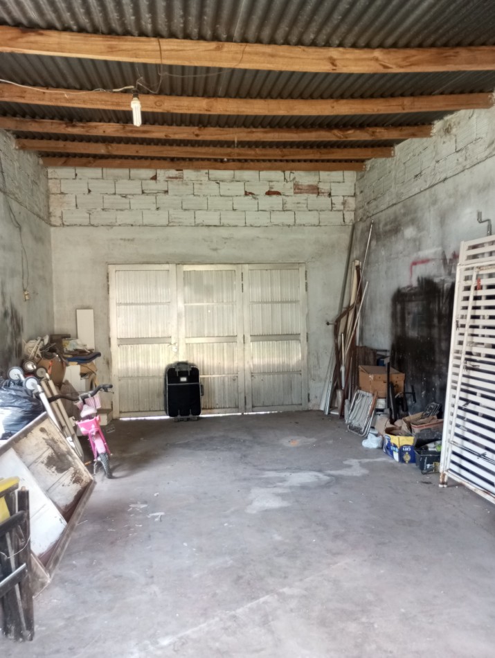 Casa con gran terreno a la venta en San Carlos Sud 