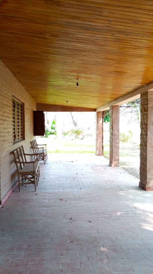 Casa con pileta en Sauce Viejo en venta 