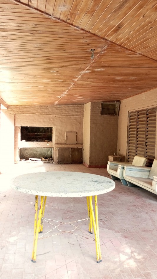 Casa con pileta en Sauce Viejo en venta 