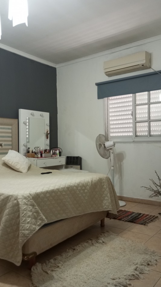  Casa en Venta en Santo Tome - 3 Dormitorios con Pileta y Quincho