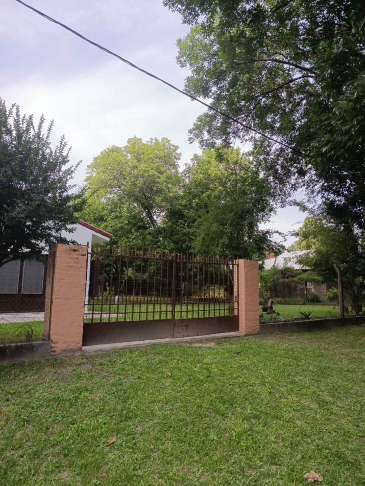 En venta Casa quinta con pileta en Arroyo leyes km 13  