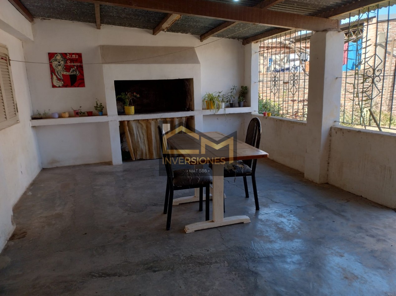 Casa en venta en San justo, Santa Fe  con local comercial 