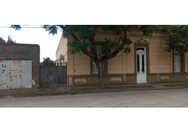 CASA EN VENTA EN SAN CARLOS CENTRO 